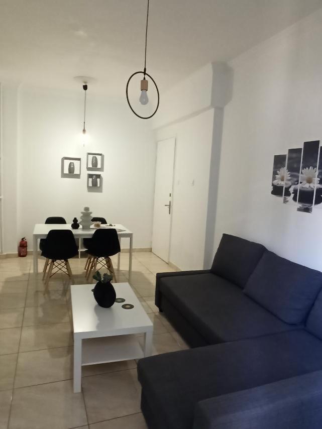 Pagrati Apartment Διαμέρισμα Παγκράτι เอเธนส์ ภายนอก รูปภาพ