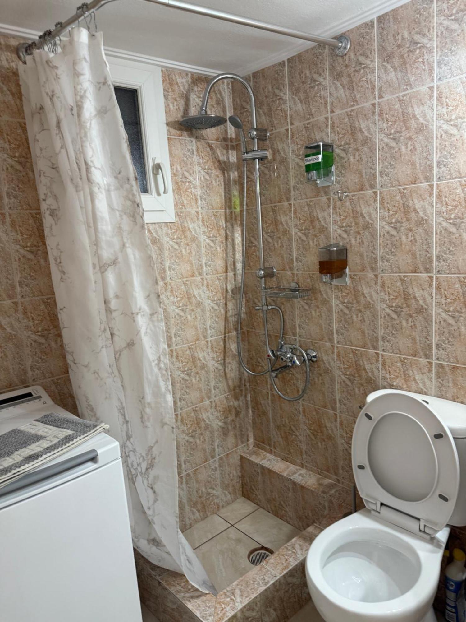 Pagrati Apartment Διαμέρισμα Παγκράτι เอเธนส์ ภายนอก รูปภาพ