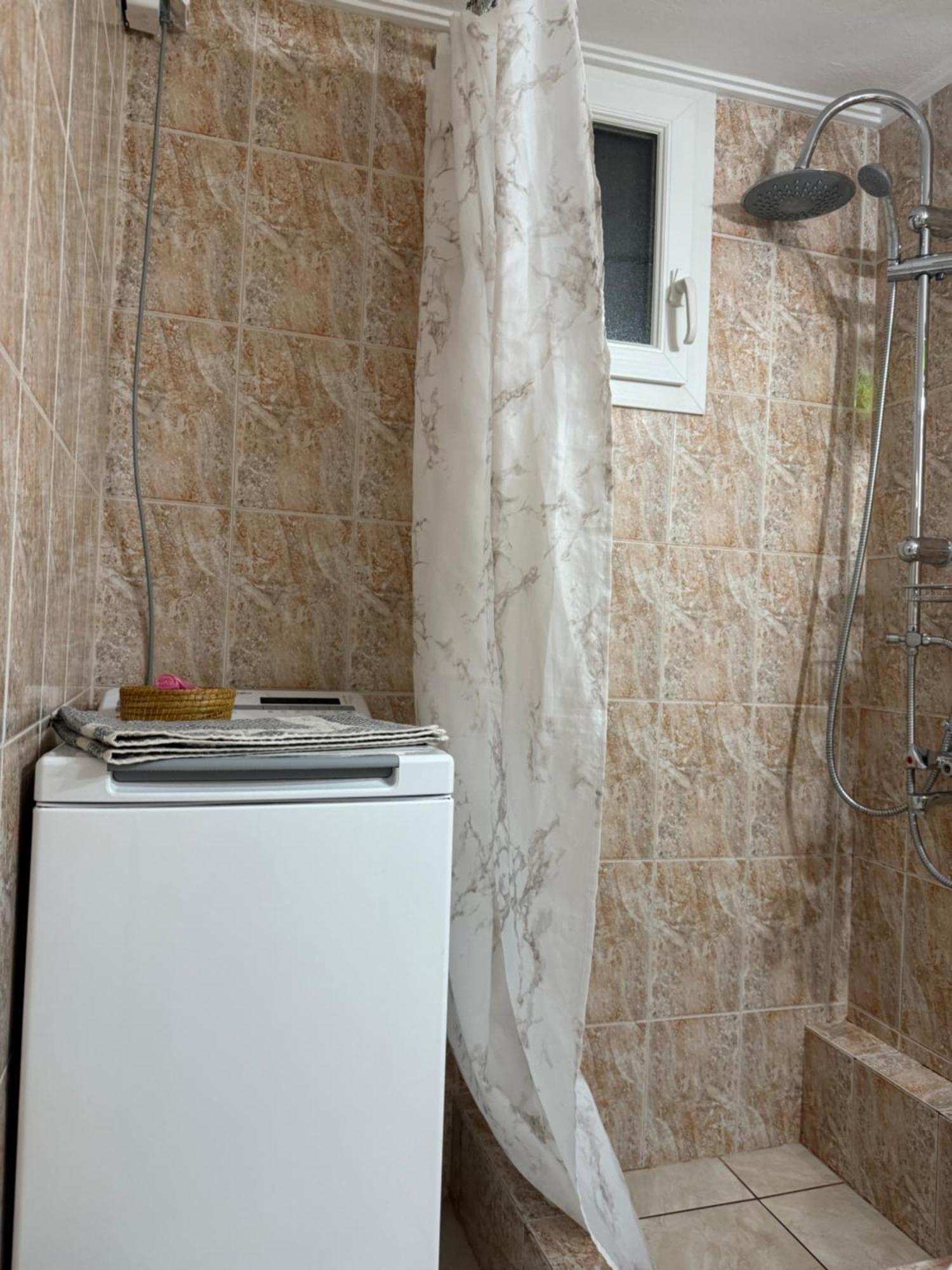 Pagrati Apartment Διαμέρισμα Παγκράτι เอเธนส์ ภายนอก รูปภาพ